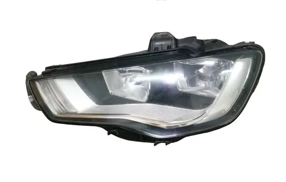 Audi A3 S3 8V Headlight/headlamp 8V0941003A
