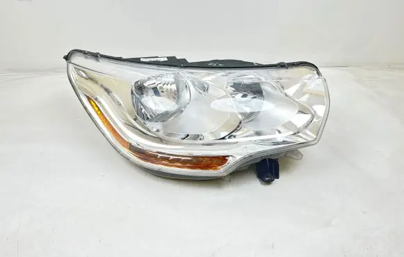 Citroen DS4 Headlight/headlamp 9674903680 0415597 04B13T1