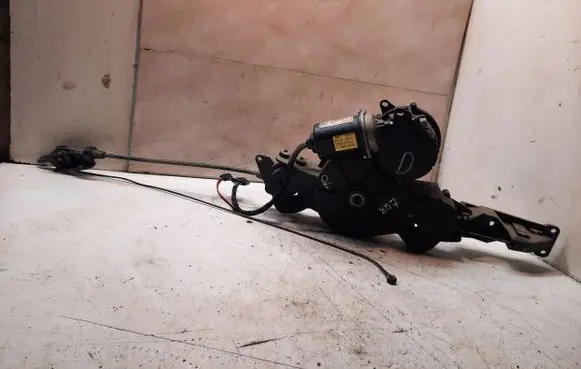 Peugeot 807 Sliding door motor assembly 16835852