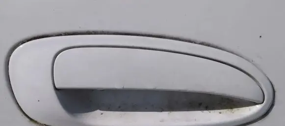 Toyota Avensis T220 Front door exterior handle