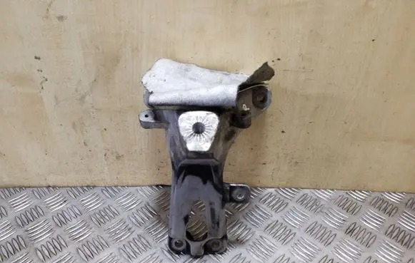 Audi A6 C7 Engine mounting bracket 4G0199308E 8K0199388BD