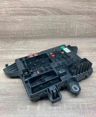 Opel Insignia A Fuse module 1327732103 16080405010 544949969