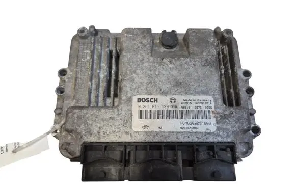 Renault Trafic II (X83) Engine control unit/module 8200546983 0281011529