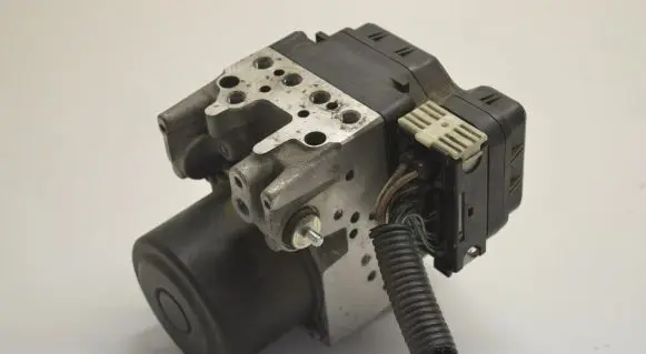 Lexus IS 220D-250-350 ABS Pump 44454053041