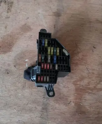 Volkswagen Scirocco Fuse module 0848554015