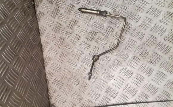 Mitsubishi Pajero Fuel line pipe