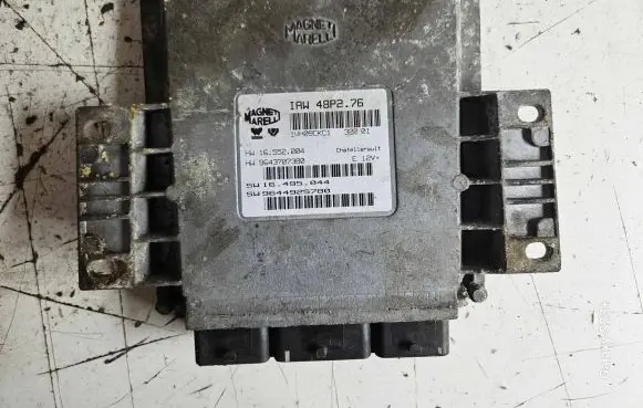 Peugeot 206 Engine control unit/module 9644925780 9643707380 16495044