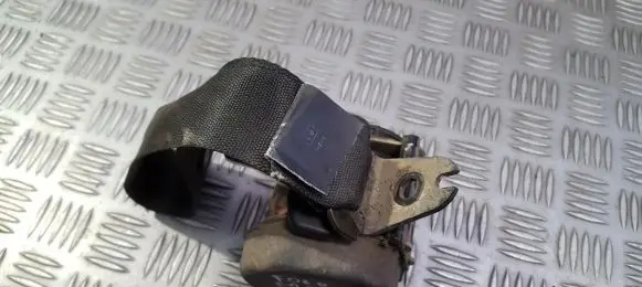 Ford Focus Rear seatbelt 98aba611b68bm