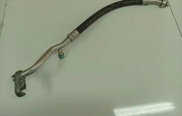 Isuzu D-Max Air conditioning (A/C) pipe/hose