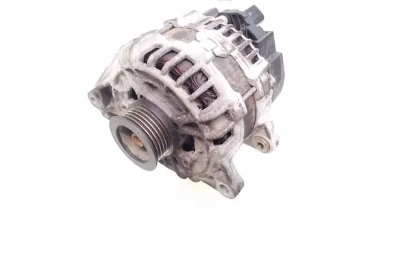 Mercedes-Benz CLA C117 X117 W117 Generator/alternator 0125711028 A0009063322
