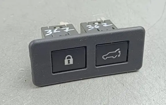 Subaru Outback (BT) Tailgate/boot open switch button 