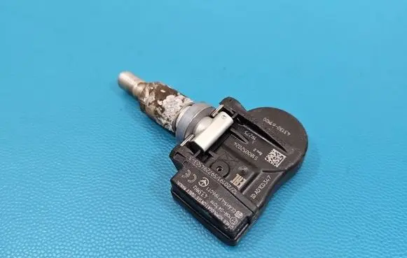 Suzuki SX4 S-Cross Tire pressure sensor S180052024 IMPRK1559002