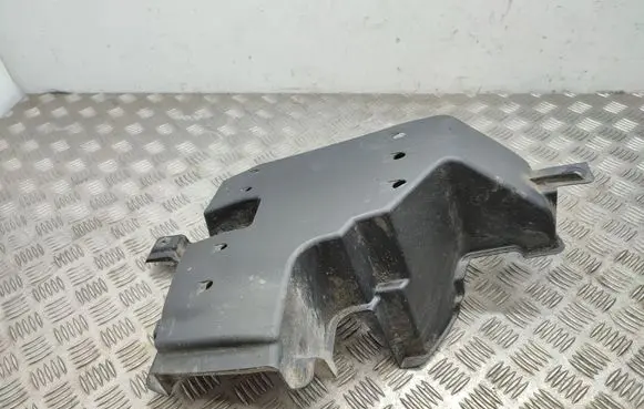 Toyota RAV 4 (XA40) Other under body part 5828542020