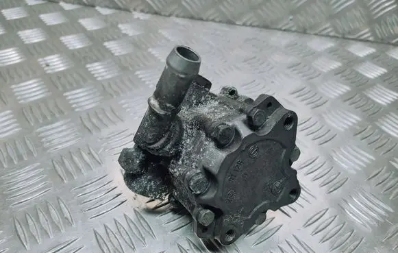 Audi A4 S4 B8 8K Power steering pump 8K0145155K