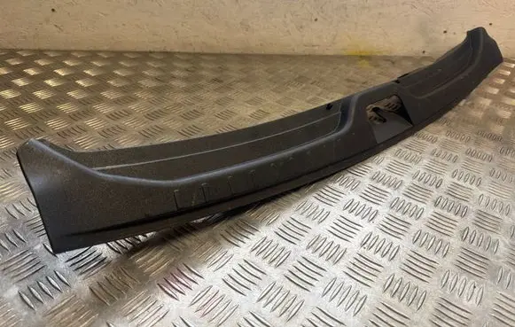 Volvo XC60 Trunk/boot sill cover protection 30740438