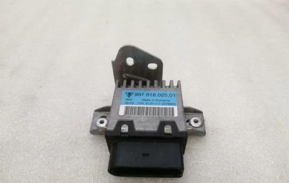 Porsche 911 997 Fuel injection pump control unit/module 99761802501