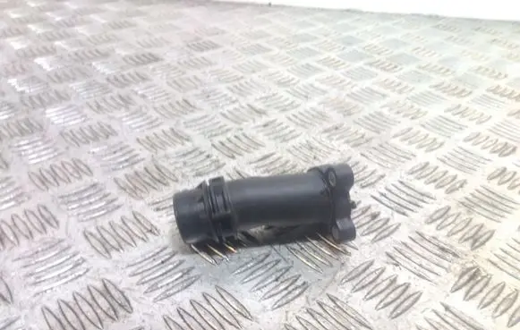 BMW 4 F32 F33 Engine coolant pipe/hose 8511205