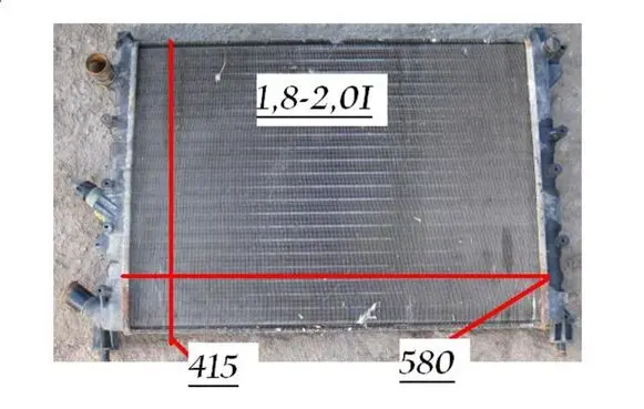 Renault Laguna I Coolant radiator A4151555P20