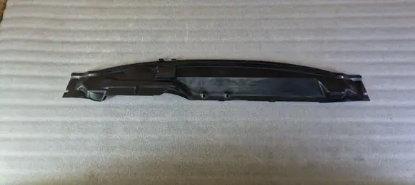 Ford Focus Wiper trim 4M51A01628AF