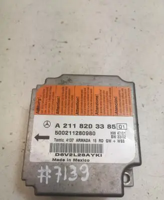 Mercedes-Benz E W211 Airbag control unit/module A2118203385