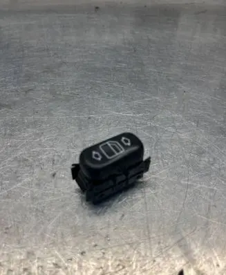 Mercedes-Benz E W210 Electric window control switch 2108208210