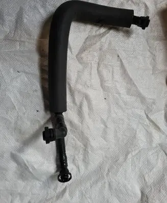 BMW 3 E90 E91 Breather/breather pipe/hose 7559528