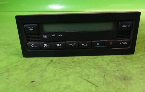 Volkswagen PASSAT B5 Climate control unit 3B1907044B