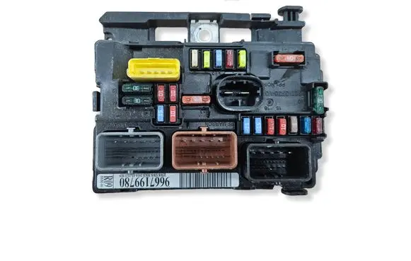 Citroen DS3 BSM Control unit 9667199780
