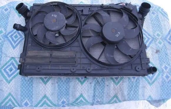 Volkswagen PASSAT B7 Radiator set 3C0145805AN 3C0121253AR