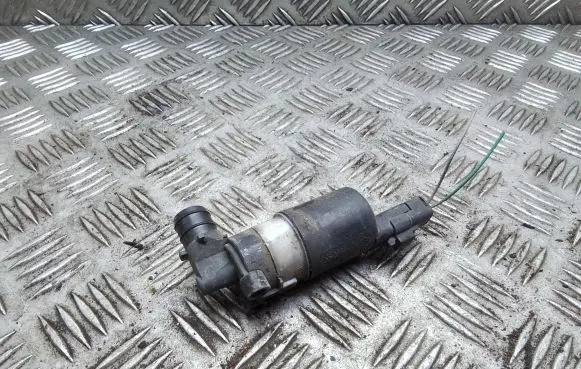 Renault Laguna III Windscreen/windshield washer pump 8200031805