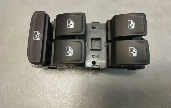 Volkswagen Touran III Electric window control switch 5G0959857D