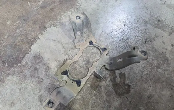 Other engine bay part