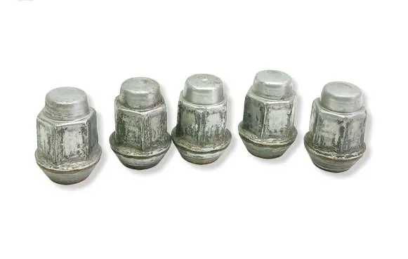 Jeep Grand Cherokee (WK) Nuts/bolts 
