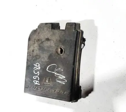 Citroen Berlingo Fuse box cover 