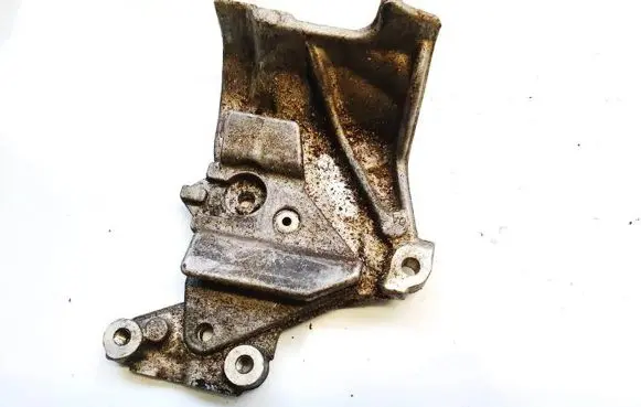 Peugeot 307 Engine mounting bracket 505932B