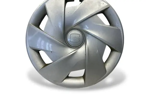 Seat Ibiza IV (6J,6P) R15 wheel hub/cap/trim 6J0601147C