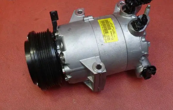 Ford Kuga II Air conditioning (A/C) compressor (pump) GV6119D629CC