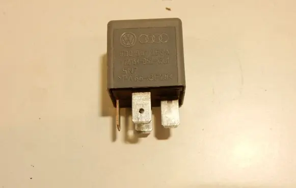 Audi A6 S6 C6 4F Other relay 8D0951253A 8D0951253 5159