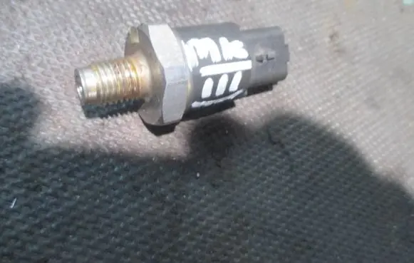 Ford Mondeo MK IV Fuel pressure sensor 307Z502B