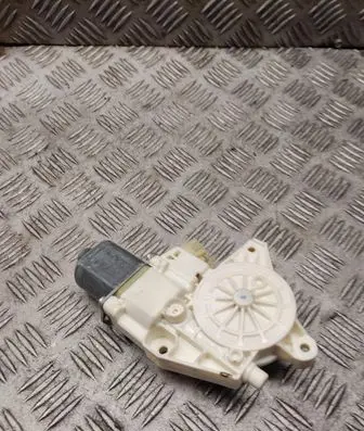 Mercedes-Benz GLK (X204) Rear door window regulator motor 0130822442