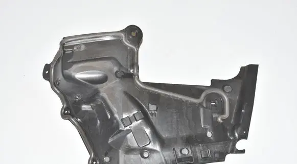 Mercedes-Benz C W205 Other engine bay part A2056200140