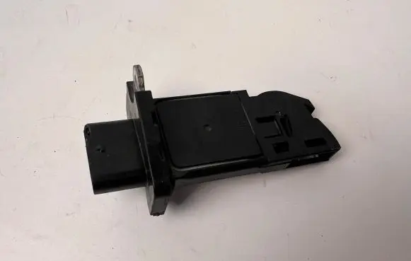 BMW 5 F10 F11 Mass air flow meter 7804150