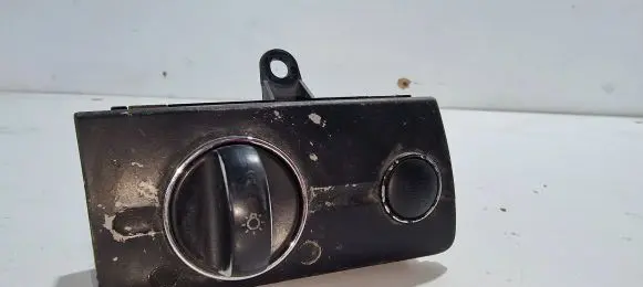 Mercedes-Benz E W211 Light switch 2115450104 04056003 7217Q04