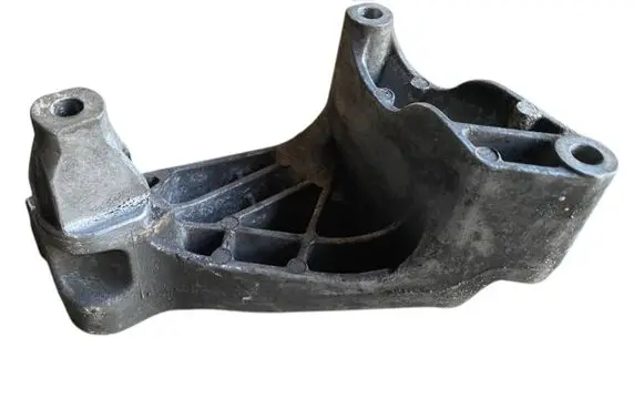 Volkswagen Transporter - Caravelle T5 Engine mounting bracket 038199207AF