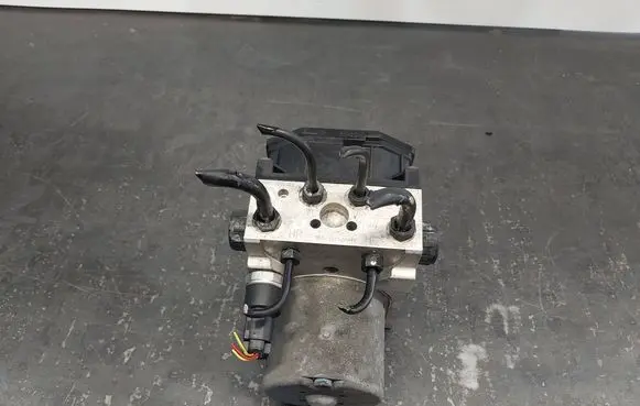 Volkswagen PASSAT B5.5 ABS Pump 4B0614517G 0265225124 0265950055