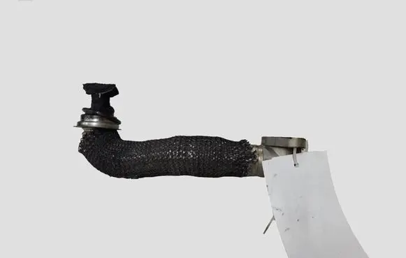 Volvo V40 EGR valve line/pipe/hose 19351H01