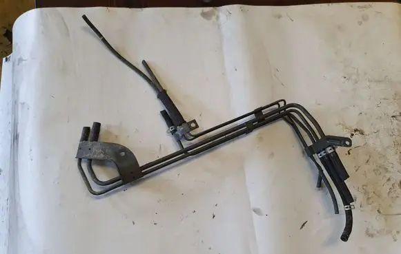Suzuki Grand Vitara II Fuel line pipe NOCODE