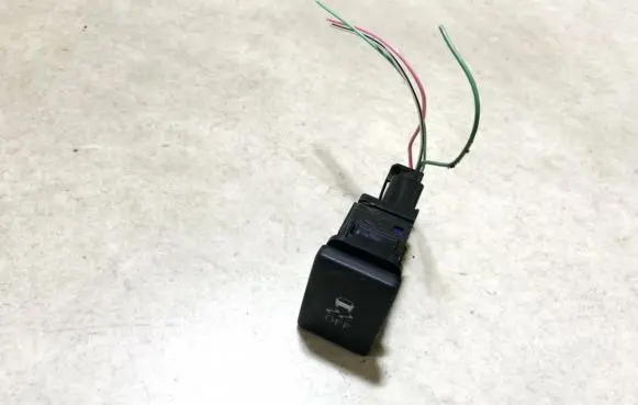 Traction control (ASR) switch