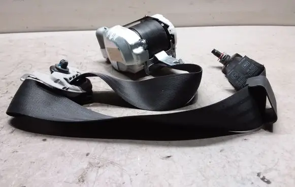 KIA Ceed Front seatbelt 88810A2100