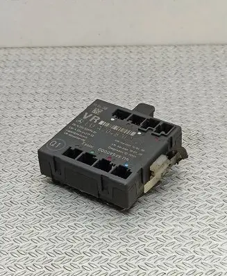 Mercedes-Benz GL X164 Door control unit/module A2048200426 A2048702226 A2044421732